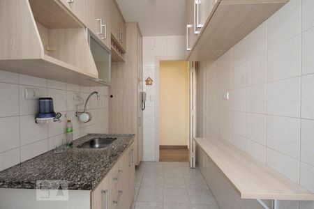 Apartamento à venda com 76m², 3 quartos e 2 vagasCozinha