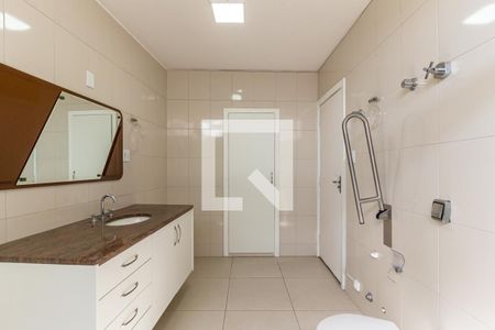 Apartamento à venda com 188m², 3 quartos e 3 vagas Apartamento à venda com 188m², 3 quartos e 3 vagasBanheiro Social 1