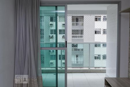 SALA de apartamento à venda com 3 quartos, 100m² em Barra da Tijuca, Rio de Janeiro