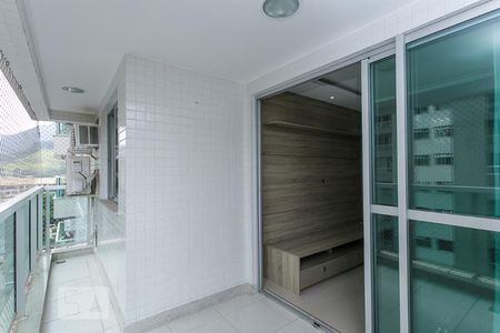 VARANDA de apartamento à venda com 3 quartos, 100m² em Barra da Tijuca, Rio de Janeiro