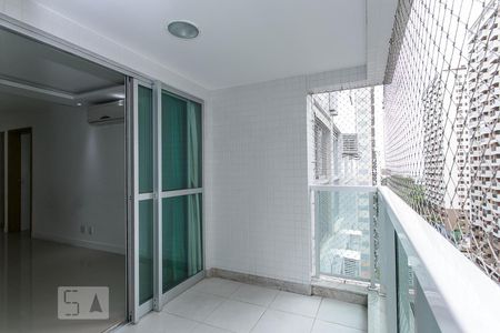 VARANDA de apartamento à venda com 3 quartos, 100m² em Barra da Tijuca, Rio de Janeiro