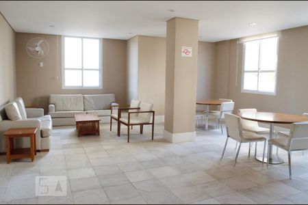 Apartamento para alugar com 78m², 3 quartos e 1 vagaDependências do prédio - hall