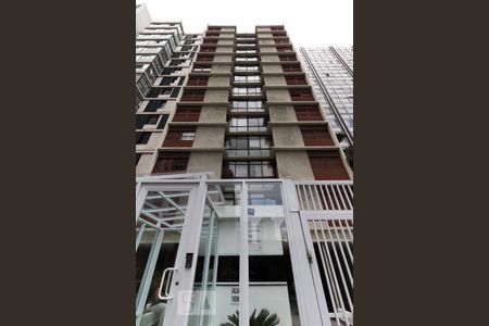 Apartamento para alugar com 68m², 2 quartos e 1 vaga Apartamento para alugar com 68m², 2 quartos e 1 vagaFachada