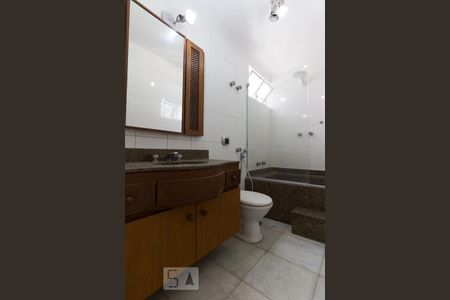 Banheiro de apartamento para alugar com 2 quartos, 68m² em Jardim Paulista, São Paulo
