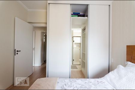 Apartamento à venda com 127m², 3 quartos e 2 vagasSuíte 2