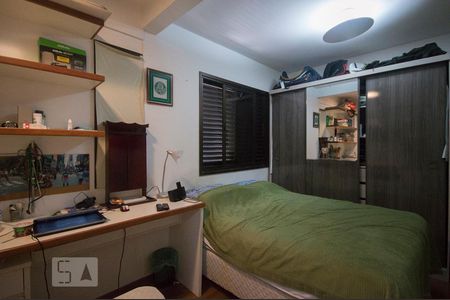 Quarto 01 de apartamento para alugar com 3 quartos, 100m² em Jardim das Acácias, São Paulo
