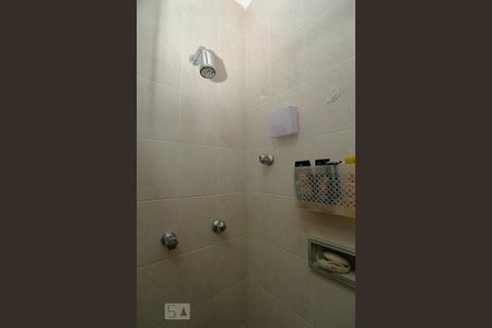 Box Banheiro de apartamento para alugar com 1 quarto, 40m² em Copacabana, Rio de Janeiro