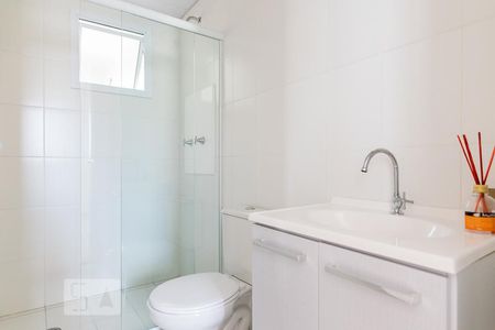 Banheiro de apartamento para alugar com 2 quartos, 80m² em Campestre, Santo André
