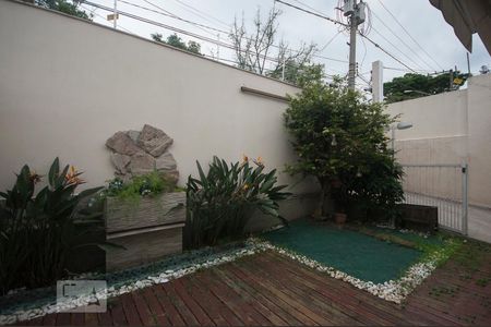 Entrada de casa à venda com 5 quartos, 300m² em Jardim da Saúde, São Paulo