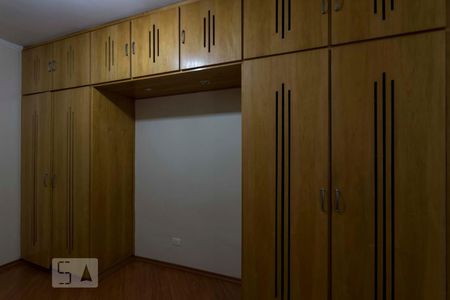 Quarto 2 (Armários) de apartamento para alugar com 2 quartos, 70m² em Vila Clementino, São Paulo