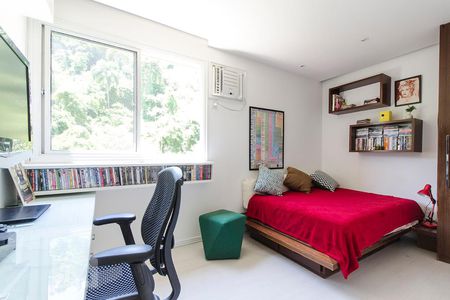Apartamento à venda com 110m², 2 quartos e 1 vagaQUARTO