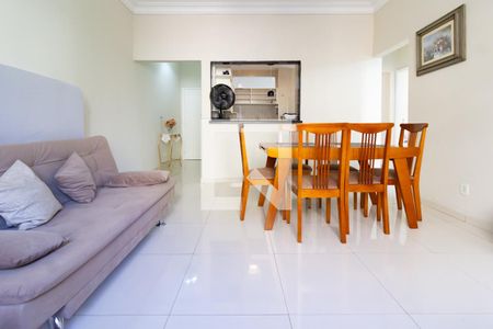 Sala  de apartamento à venda com 2 quartos, 70m² em Copacabana, Rio de Janeiro