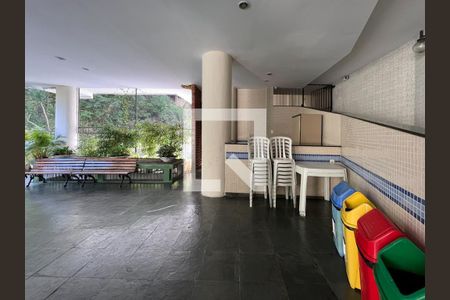 Apartamento à venda com 70m², 2 quartos e 1 vagaÁrea comum - Playground