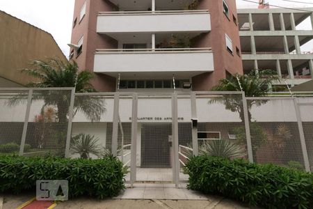 Apartamento para alugar com 61m², 2 quartos e 2 vagasFachada