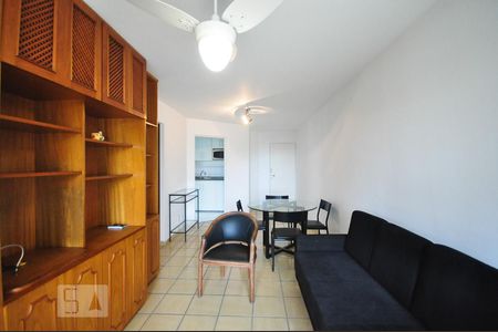 sala de apartamento para alugar com 1 quarto, 48m² em Vila Suzana, São Paulo