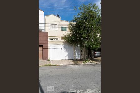 Fachada de casa à venda com 2 quartos, 140m² em Cambuci, São Paulo