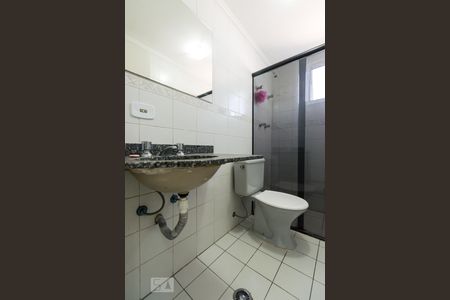 Banheiro de apartamento à venda com 2 quartos, 57m² em Jardim Colombo, São Paulo