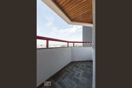 Apartamento à venda com 57m², 2 quartos e 1 vaga Apartamento à venda com 57m², 2 quartos e 1 vagaVaranda