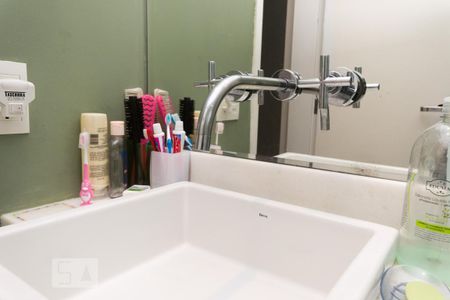 Detalhe do Banheiro de apartamento para alugar com 3 quartos, 100m² em Vila Ipojuca, São Paulo