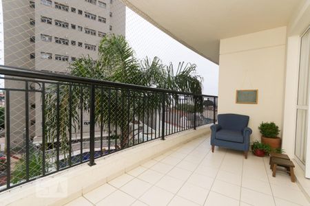 Varanda de apartamento para alugar com 3 quartos, 100m² em Vila Ipojuca, São Paulo
