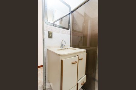 Banheiro de apartamento para alugar com 2 quartos, 65m² em Jardim Quarto Centenário, Campinas