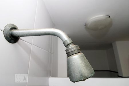 Apartamento para alugar com 35m², 1 quarto e sem vaga Apartamento para alugar com 35m², 1 quarto e sem vagaChuveiro Banheiro Social.