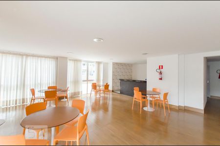 Apartamento à venda com 81m², 2 quartos e 2 vagasSalão de festas