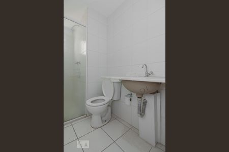 Banheiro de apartamento para alugar com 2 quartos, 61m² em Macedo, Guarulhos