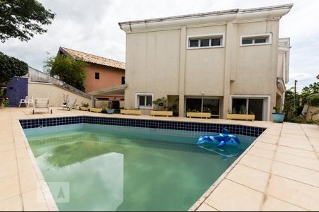 Casa de condomínio para alugar com 495m², 4 quartos e 4 vagasPiscina