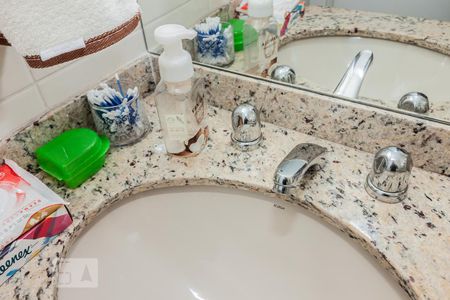 Apartamento à venda com 63m², 2 quartos e 1 vagaSuíte