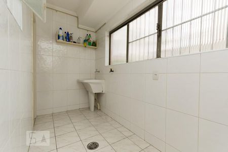 Apartamento à venda com 80m², 2 quartos e 1 vaga Apartamento à venda com 80m², 2 quartos e 1 vagaÁrea de Serviço