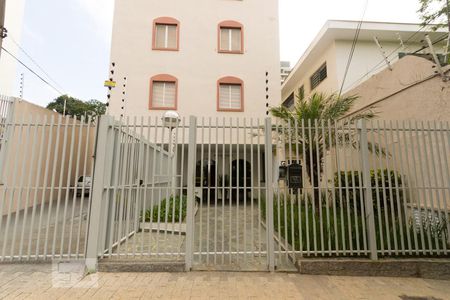 Apartamento à venda com 80m², 2 quartos e 1 vaga Apartamento à venda com 80m², 2 quartos e 1 vagaFachada