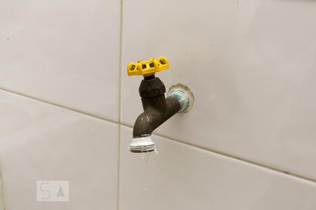 Apartamento à venda com 80m², 2 quartos e 1 vaga Apartamento à venda com 80m², 2 quartos e 1 vagaDetalhe da Área de Serviço