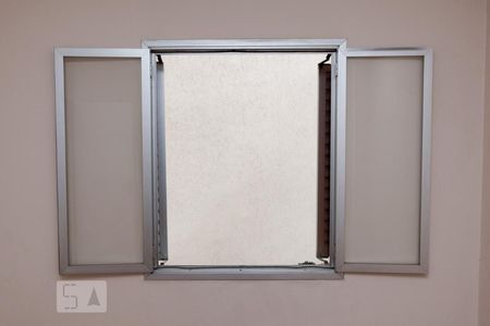 Apartamento à venda com 80m², 2 quartos e 1 vaga Apartamento à venda com 80m², 2 quartos e 1 vagaJanela do Quarto 1