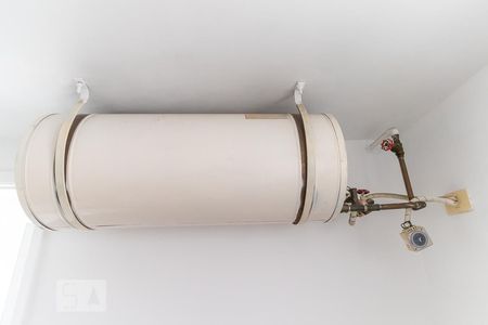 Apartamento à venda com 98m², 2 quartos e 1 vagaQuarto de serviço - aquecedor a gás