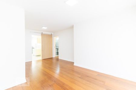 Sala de apartamento à venda com 2 quartos, 98m² em Cerqueira César, São Paulo