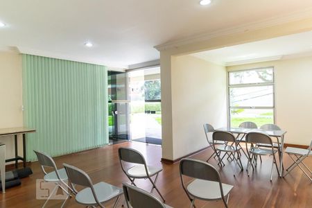 Apartamento à venda com 98m², 2 quartos e 1 vagaSalão de festas