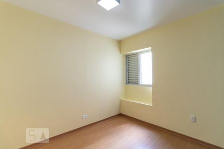 Apartamento à venda com 98m², 2 quartos e 1 vagaQuarto 2