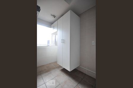 Apartamento à venda com 70m², 1 quarto e 2 vagasárea de serviço