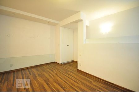 Apartamento à venda com 70m², 1 quarto e 2 vagassuíte 