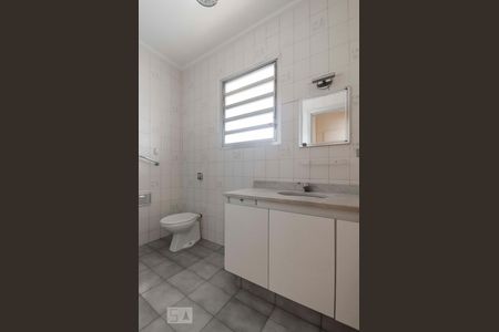 Banheiro de casa para alugar com 2 quartos, 120m² em Casa Verde Média, São Paulo