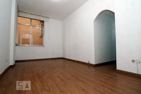 Apartamento para alugar com 72m², 2 quartos e sem vagaSala.