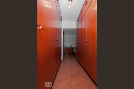 Apartamento à venda com 146m², 4 quartos e 2 vagasQuarto suíte 2