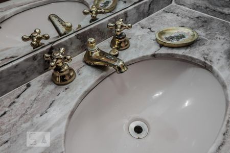 Apartamento à venda com 146m², 4 quartos e 2 vagasSuíte 1