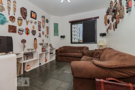 Apartamento à venda com 146m², 4 quartos e 2 vagasQuarto 4