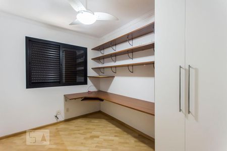 Quarto de apartamento à venda com 3 quartos, 78m² em Vila Andrade, São Paulo