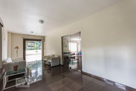 Apartamento à venda com 89m², 2 quartos e 2 vagas Apartamento à venda com 89m², 2 quartos e 2 vagasHall social