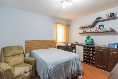 Apartamento à venda com 125m², 3 quartos e 2 vagasQuarto 2