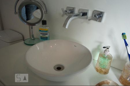 Banheiro de apartamento à venda com 4 quartos, 270m² em Santo Amaro, São Paulo