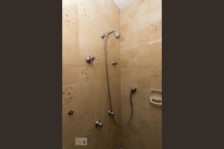 Casa à venda com 350m², 6 quartos e 4 vagas Casa à venda com 350m², 6 quartos e 4 vagasDetalhe do Banheiro